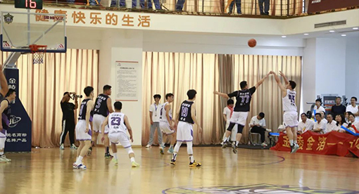 “國(guó)緣V3-2023江蘇企業(yè)籃球聯(lián)賽”揚(yáng)州站在邁安德集團(tuán)活動(dòng)中心開(kāi)賽