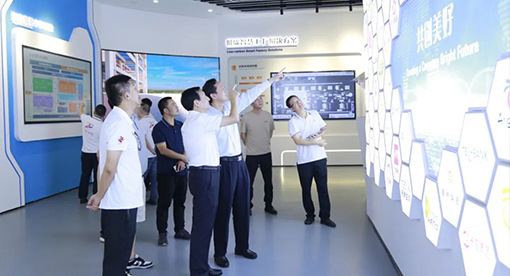 “國(guó)緣V3-2023江蘇企業(yè)籃球聯(lián)賽”揚(yáng)州站在邁安德集團(tuán)活動(dòng)中心開(kāi)賽