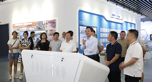 “國(guó)緣V3-2023江蘇企業(yè)籃球聯(lián)賽”揚(yáng)州站在邁安德集團(tuán)活動(dòng)中心開(kāi)賽 “國(guó)緣V3-2023江蘇企業(yè)籃球聯(lián)賽”揚(yáng)州站在邁安德集團(tuán)活動(dòng)中心開(kāi)賽